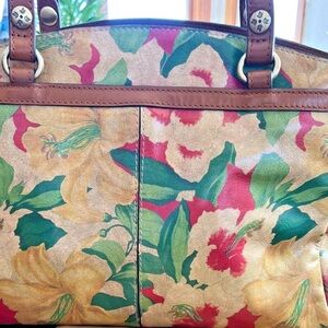 Patricia Nash  bag spring Lilly poppy tote
